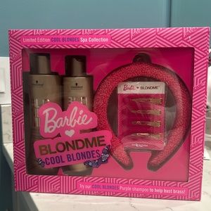 Blonde Me x Barbie Set